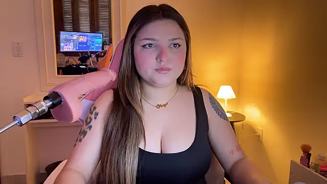 Snapshot of SweetPaige_ chatting on September 22, 2025, 5:04 pm SweetPaige online show from September 22, 2025, 5:04 pm