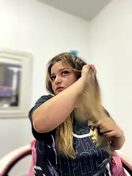 Snapshot of SweetPaige_ chatting on October 20, 2025, 4:18 pm SweetPaige online show from October 20, 2025, 4:18 pm