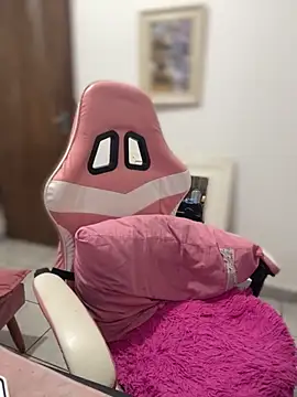 SweetPaige  online show from November 14, 2025, 1:43 pm