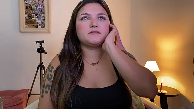 SweetPaige  online show from February 1, 2026, 6:06 pm