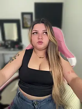 SweetPaige  online show from July 19, 2026, 11:14 am