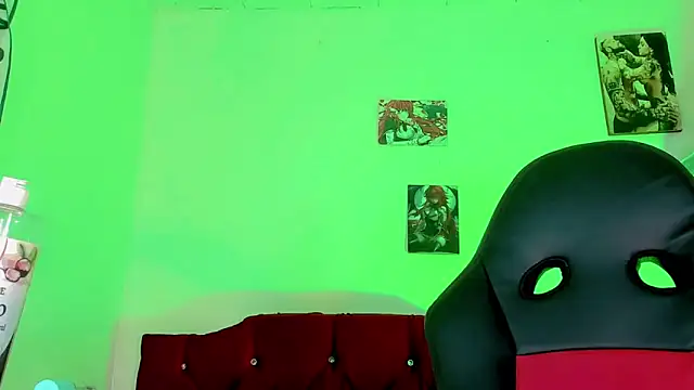 naomy  xx online show from September 11, 2025, 3:28 am