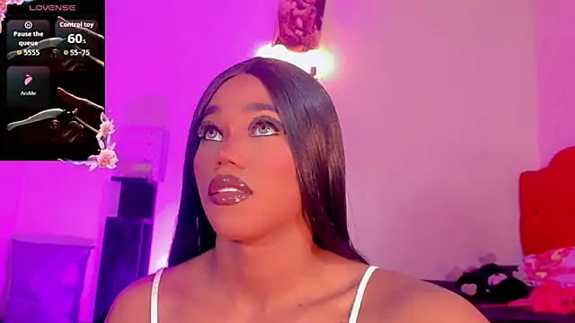 naomy  xx online show from December 20, 2025, 2:51 am