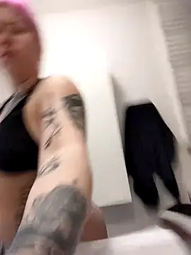 divine eve online show from October 13, 2025, 9:20 am