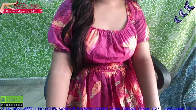 Snapshot of _mOOn_light_ chatting on September 29, 2025, 5:23 am  mOOn light  online show from September 29, 2025, 5:23 am
