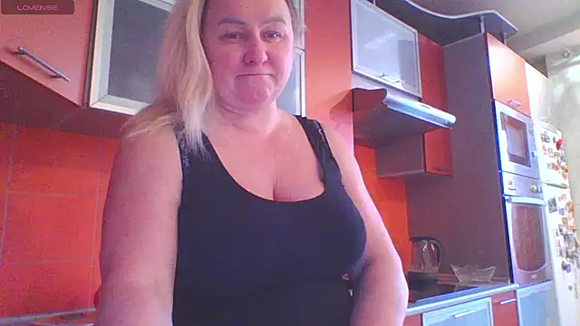 mira robinsonnn online show from February 15, 2026, 11:08 am