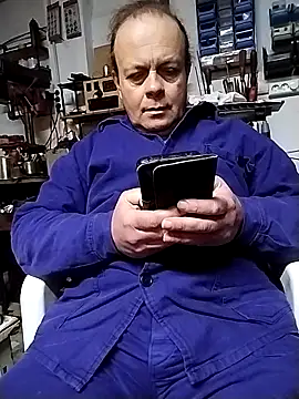 Snapshot of 1Kalandor@xh chatting on February 16, 2026, 8:43 am 1Kalandorxh online show from February 16, 2026, 8:43 am