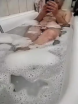 Snapshot of 1Kalandor@xh chatting on April 11, 2026, 4:11 pm 1Kalandorxh online show from April 11, 2026, 4:11 pm