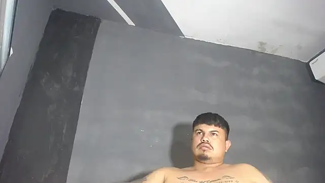 Snapshot of DickMasterfindom chatting on September 29, 2025, 6:40 am DickMasterfindom online show from September 29, 2025, 6:40 am