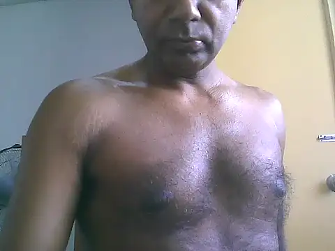chocodk01 online show from February 11, 2026, 2:49 am