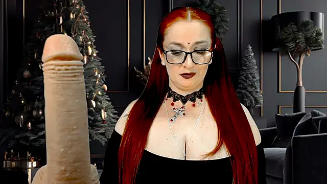 Snapshot of helenas_fantasy chatting on December 19, 2024, 1:07 am helenas fantasy online show from December 19, 2024, 1:07 am
