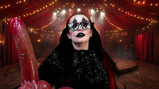 Snapshot of helenas_fantasy chatting on February 5, 2025, 1:37 am helenas fantasy online show from February 5, 2025, 1:37 am