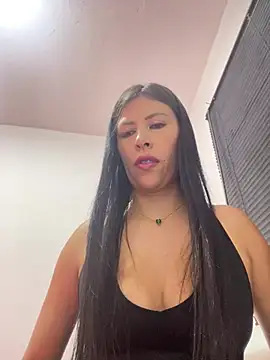 Snapshot of Alanna_atm_ chatting on December 26, 2024, 9:58 pm Alanna atm online show from December 26, 2024, 9:58 pm