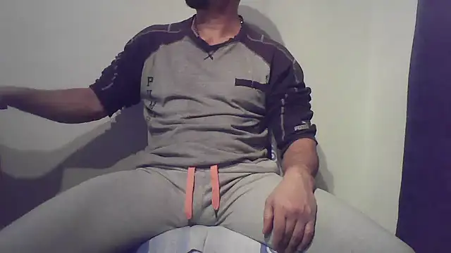 fl3xxx1 online show from January 16, 2025, 7:20 pm