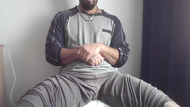 Snapshot of fl3xxx1 chatting on October 17, 2025, 9:01 am fl3xxx1 online show from October 17, 2025, 9:01 am