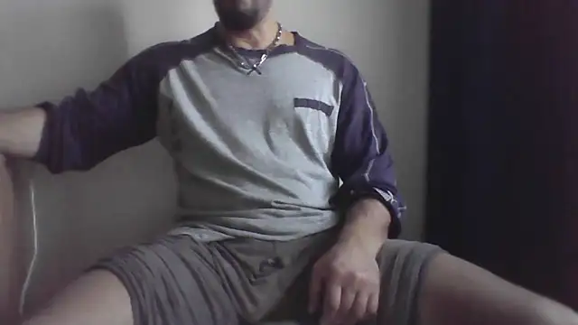 Snapshot of fl3xxx1 chatting on October 25, 2025, 10:01 am fl3xxx1 online show from October 25, 2025, 10:01 am