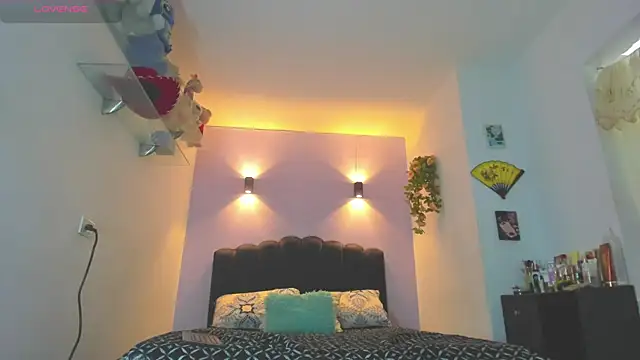 Sofia Clauss  online show from June 30, 2026, 5:14 pm