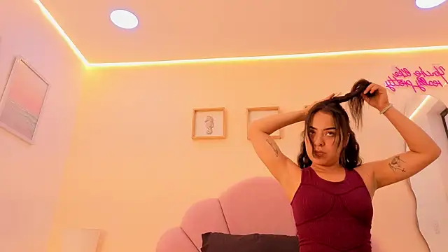 Sofia Clauss  online show from July 8, 2026, 4:39 am