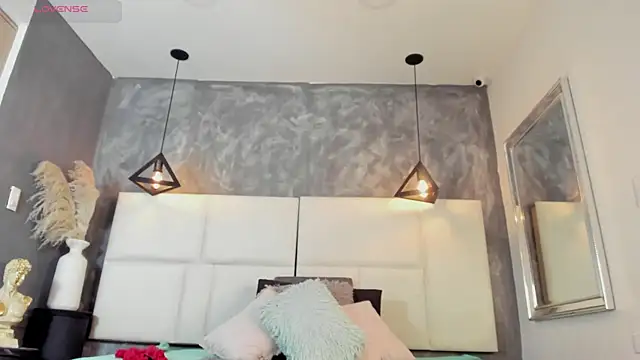Sofia Clauss  online show from July 18, 2026, 4:16 am