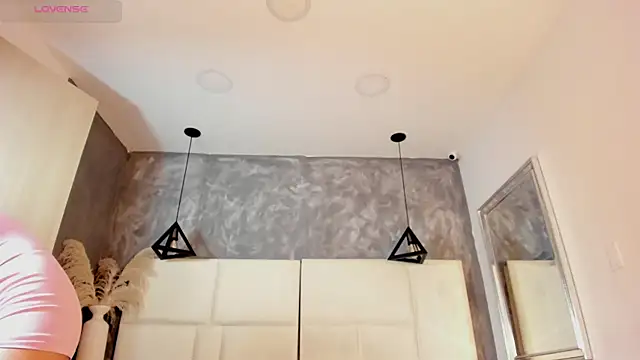 Sofia Clauss  online show from August 4, 2026, 4:26 am