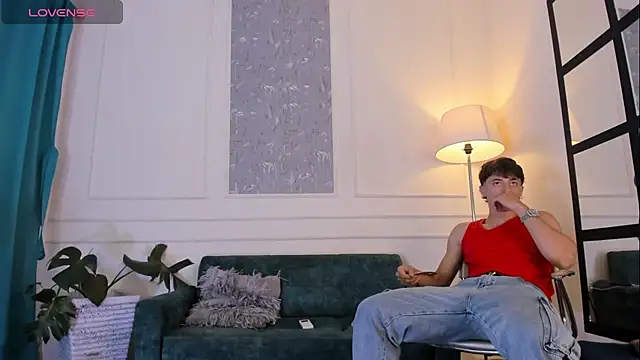 Snapshot of AlessandroDybala chatting on October 7, 2025, 12:24 pm AlessandroDybala online show from October 7, 2025, 12:24 pm