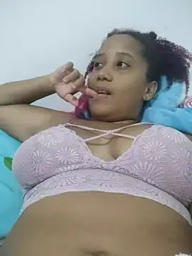 zandra kiman online show from September 17, 2025, 5:09 am