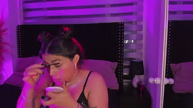 Snapshot of Sofiia-Rubb chatting on January 11, 2025, 7:06 am Sofiia-Rubb online show from January 11, 2025, 7:06 am