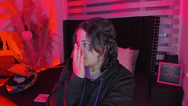 Snapshot of Sofiia-Rubb chatting on January 28, 2025, 3:57 am Sofiia-Rubb online show from January 28, 2025, 3:57 am