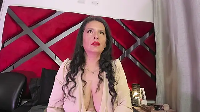 Kendra-Foxxy online show from June 1, 2026, 1:07 am