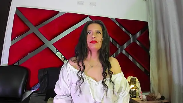 Kendra-Foxxy online show from June 9, 2026, 12:00 am