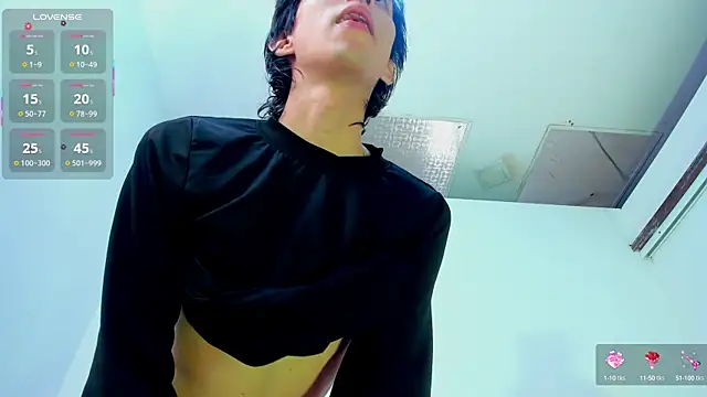 JeanRam18 online show from September 19, 2025, 7:03 pm