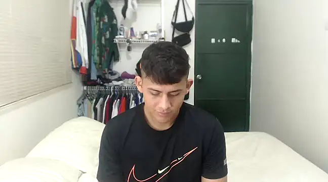 StivMike01 online show from January 28, 2025, 12:26 am