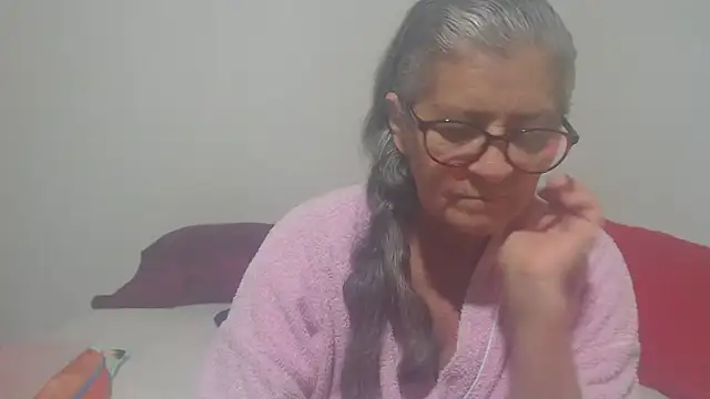 candy mature  online show from January 5, 2025, 9:03 pm