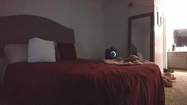 Snapshot of yiauana chatting on February 11, 2026, 12:43 pm yiauana online show from February 11, 2026, 12:43 pm