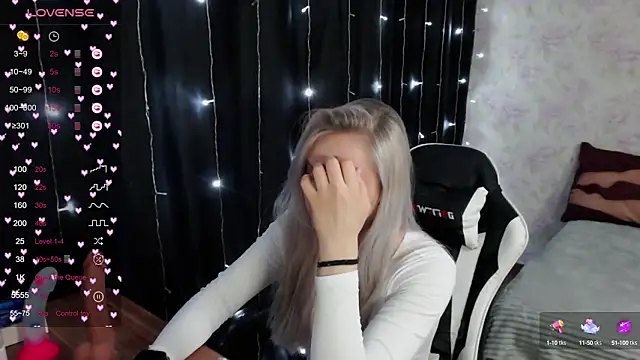 VikaPowers online show from March 2, 2025, 10:38 pm