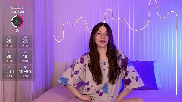 Ester Hill online show from December 9, 2024, 7:29 pm