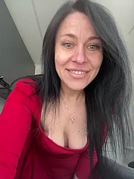 CuteNata online show from May 3, 2026, 11:05 am