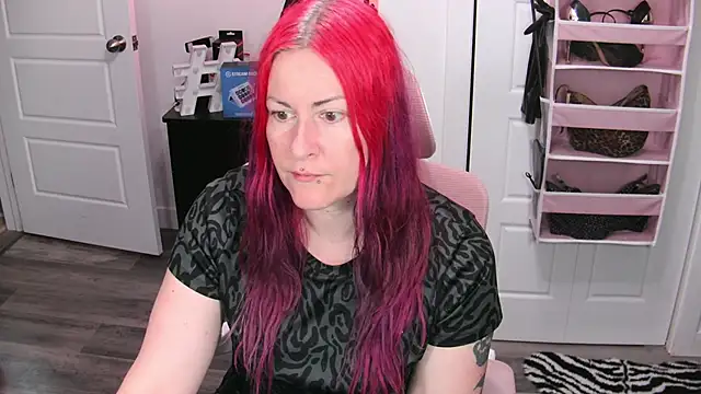 gennyrock online show from June 14, 2026, 2:52 pm