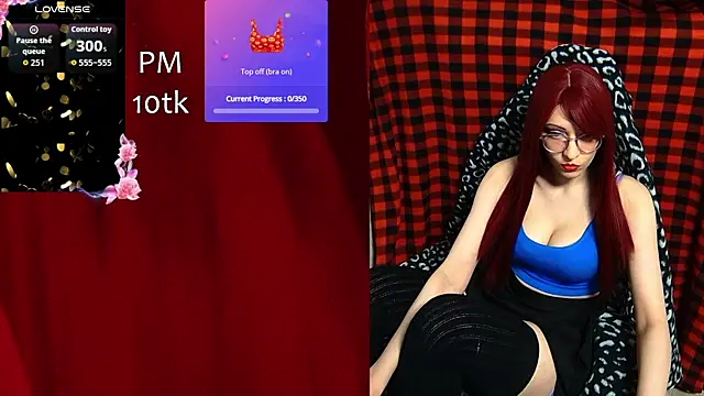 Snapshot of ElliMoor chatting on October 28, 2025, 11:14 am ElliMoor online show from October 28, 2025, 11:14 am