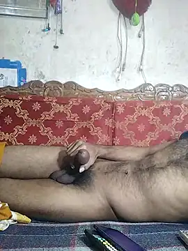 Snapshot of BadBoySmoker7070 chatting on October 16, 2025, 10:11 pm BadBoySmoker7070 online show from October 16, 2025, 10:11 pm