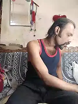 BadBoySmoker7070 online show from November 28, 2025, 9:39 pm