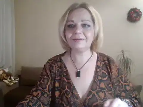 SofiyaPetrova online show from February 8, 2025, 7:38 pm