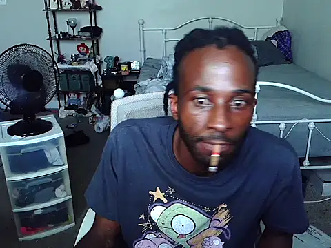 Snapshot of razzynolight chatting on June 29, 2026, 6:52 pm razzynolight online show from June 29, 2026, 6:52 pm