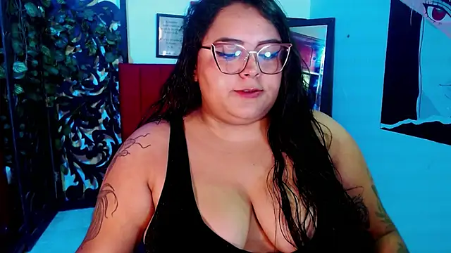 moon sunflower online show from November 19, 2025, 11:27 pm