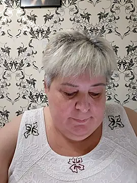 Baunti5555 online show from October 29, 2025, 8:38 am