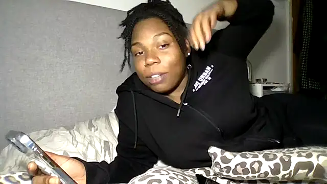 Bali baddie x online show from February 6, 2025, 11:26 pm