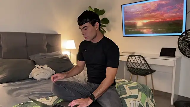 Snapshot of oliversstream chatting on November 18, 2025, 1:55 am oliversstream online show from November 18, 2025, 1:55 am