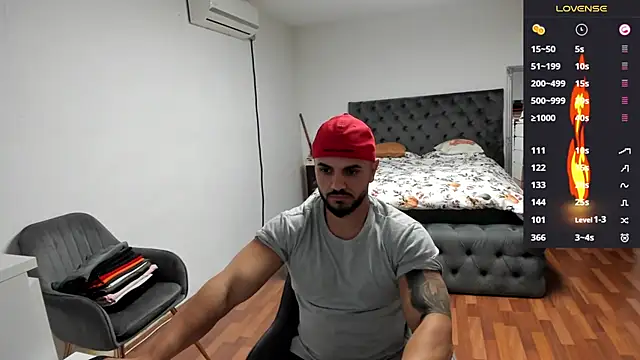 Snapshot of supermanboy94 chatting on September 29, 2025, 6:29 am supermanboy94 online show from September 29, 2025, 6:29 am