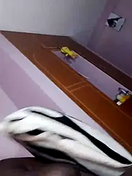 Snapshot of African_Bigass chatting on November 14, 2025, 6:23 am African Bigass online show from November 14, 2025, 6:23 am