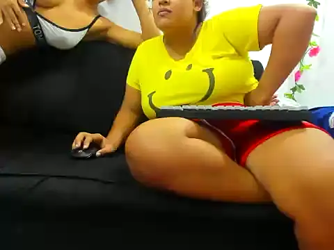 Snapshot of Kika_teem chatting on September 30, 2025, 2:38 am Kika teem online show from September 30, 2025, 2:38 am